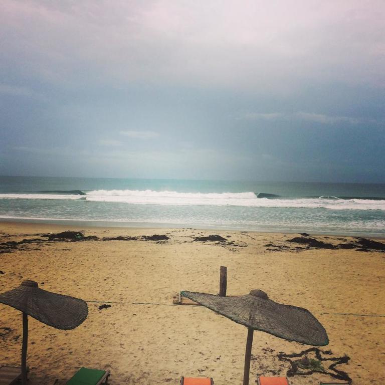 Kame Surf Camp Hotel Assinie Ngoại thất bức ảnh