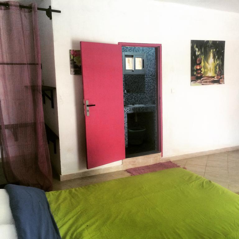 Kame Surf Camp Hotel Assinie Phòng bức ảnh