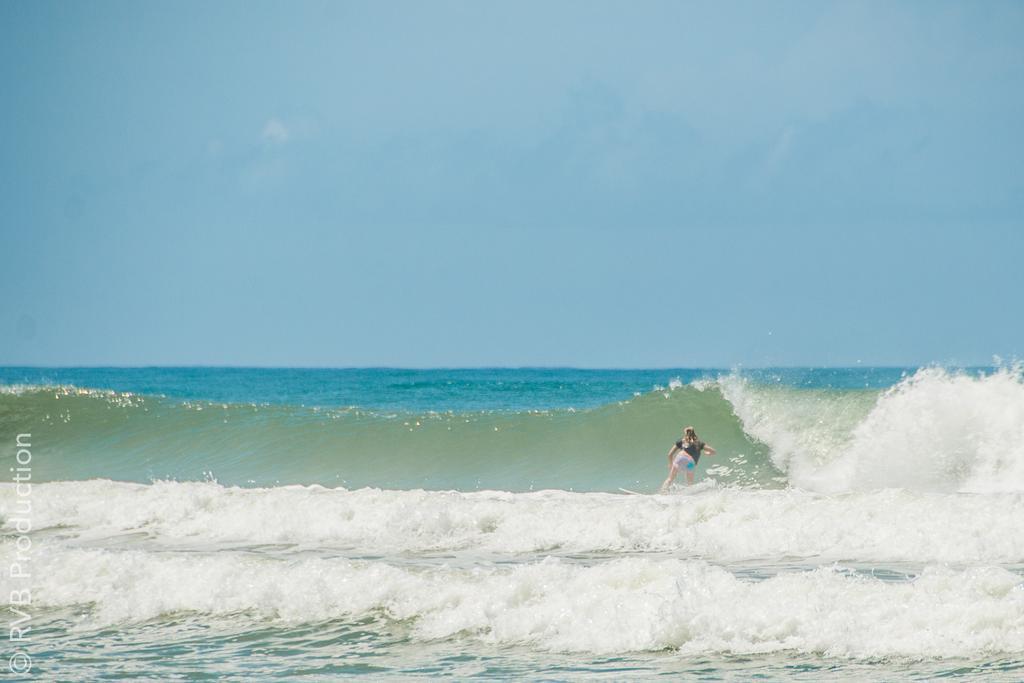 Kame Surf Camp Hotel Assinie Ngoại thất bức ảnh